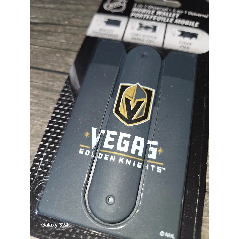 Trends International NHL Vegas Golden Knights Mobile Wallet 3-in-1